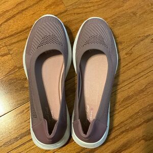 Comfort First by JABASIC Size 9.5 slip on sneaker most comfortable shoes